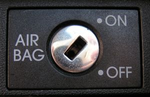 airbag-control-743960-m.jpg