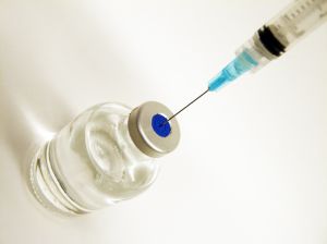 syringes-and-vial-1028452-m.jpg